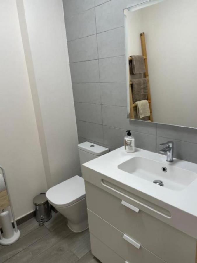 View Luxury Apartment: Beachfront Golf Retreat Caleta De Fuste
