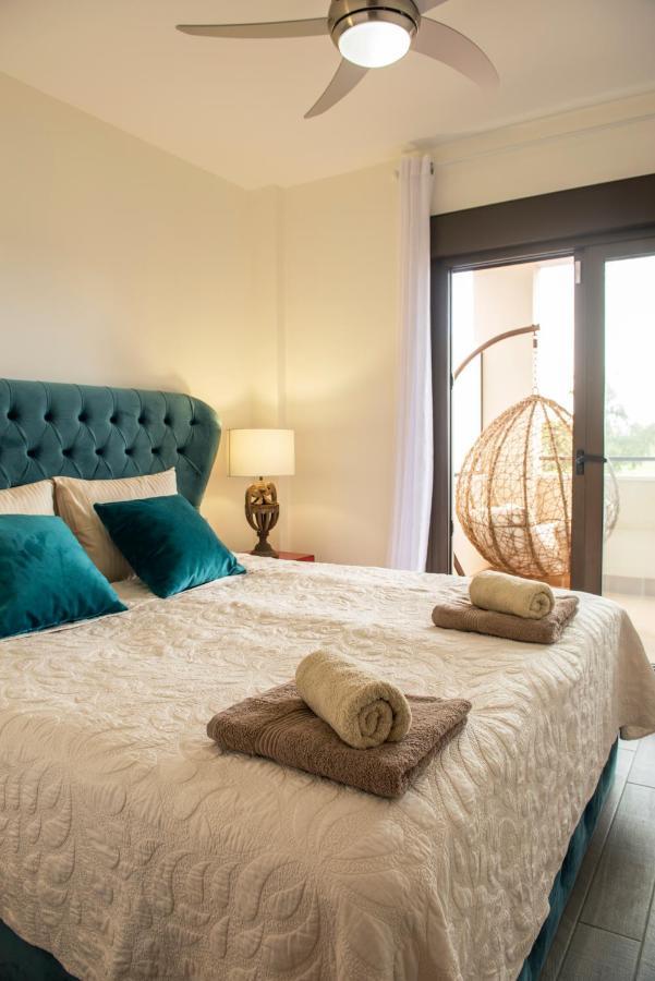 Apartment View Luxury Apartment: Beachfront Golf Retreat Caleta De Fuste